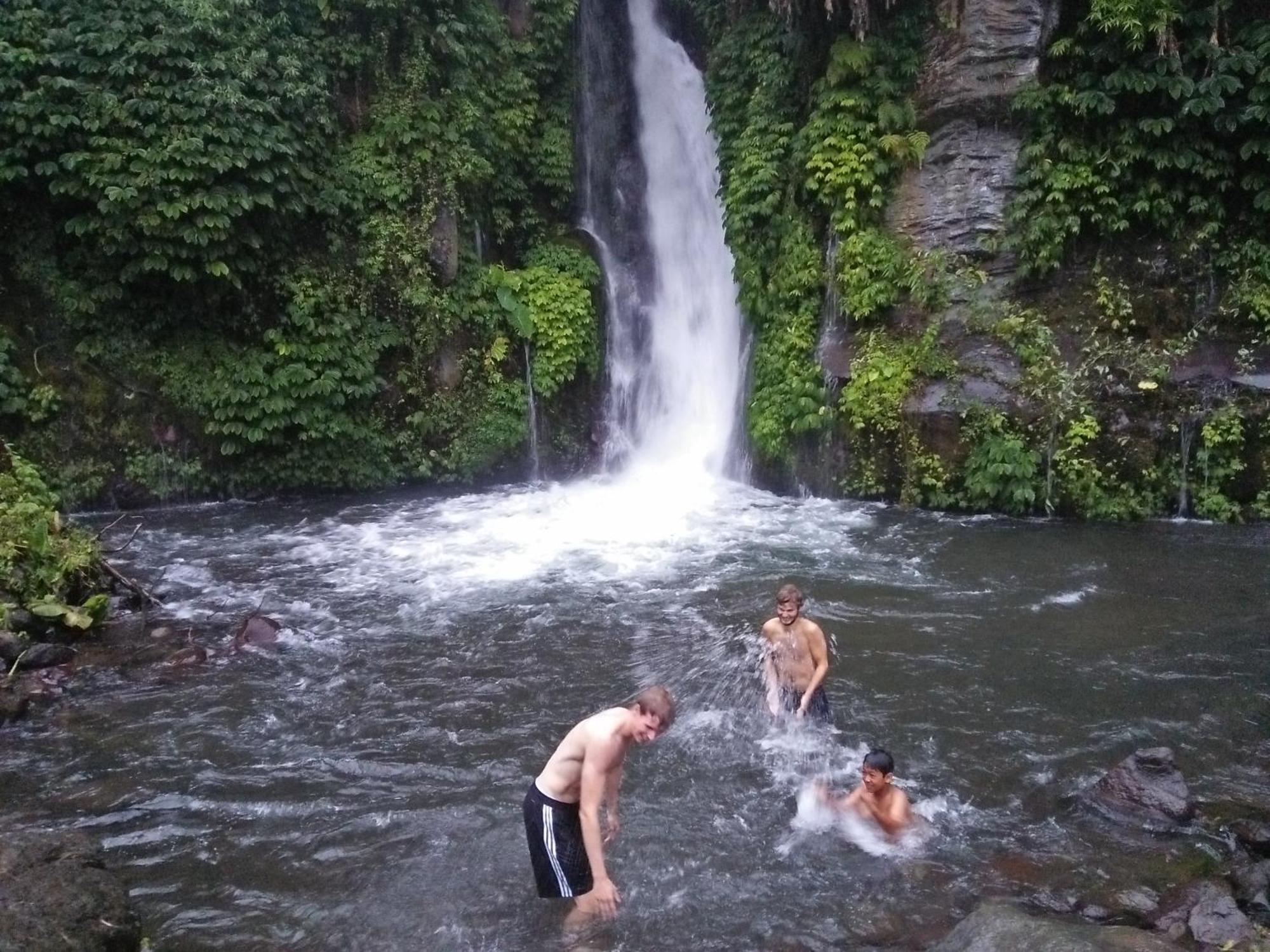 Atres Sari Resort Munduk  Luaran gambar