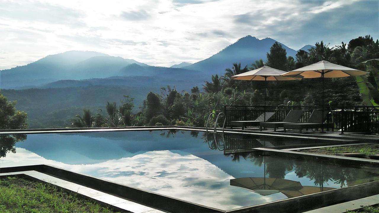 Atres Sari Resort Munduk  Luaran gambar