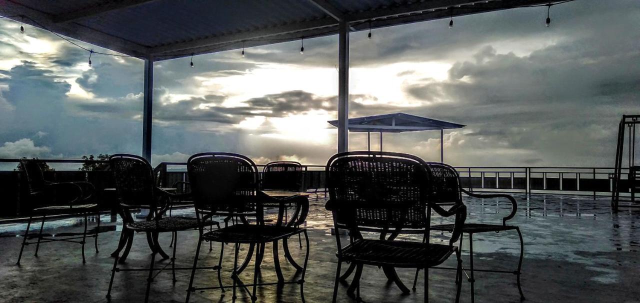 Atres Sari Resort Munduk  Luaran gambar